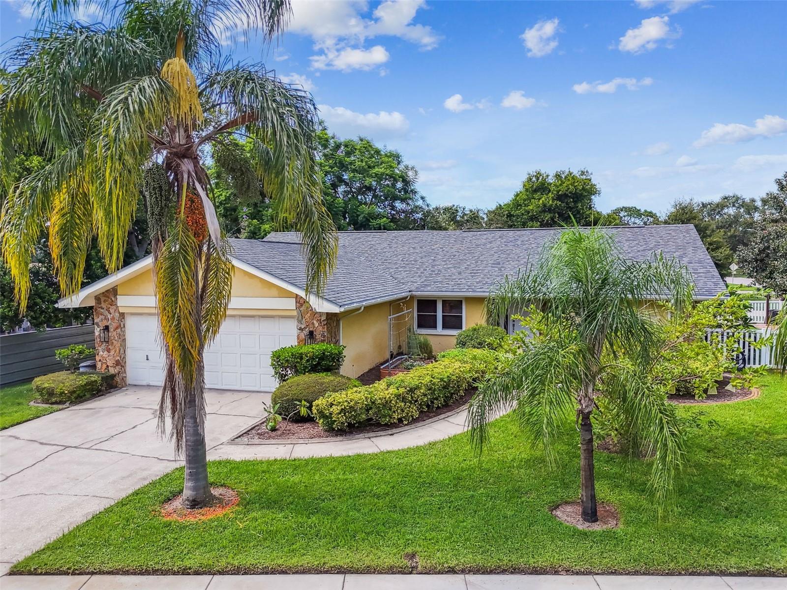 Image 38 of 51 For 1594 Linwood Drive