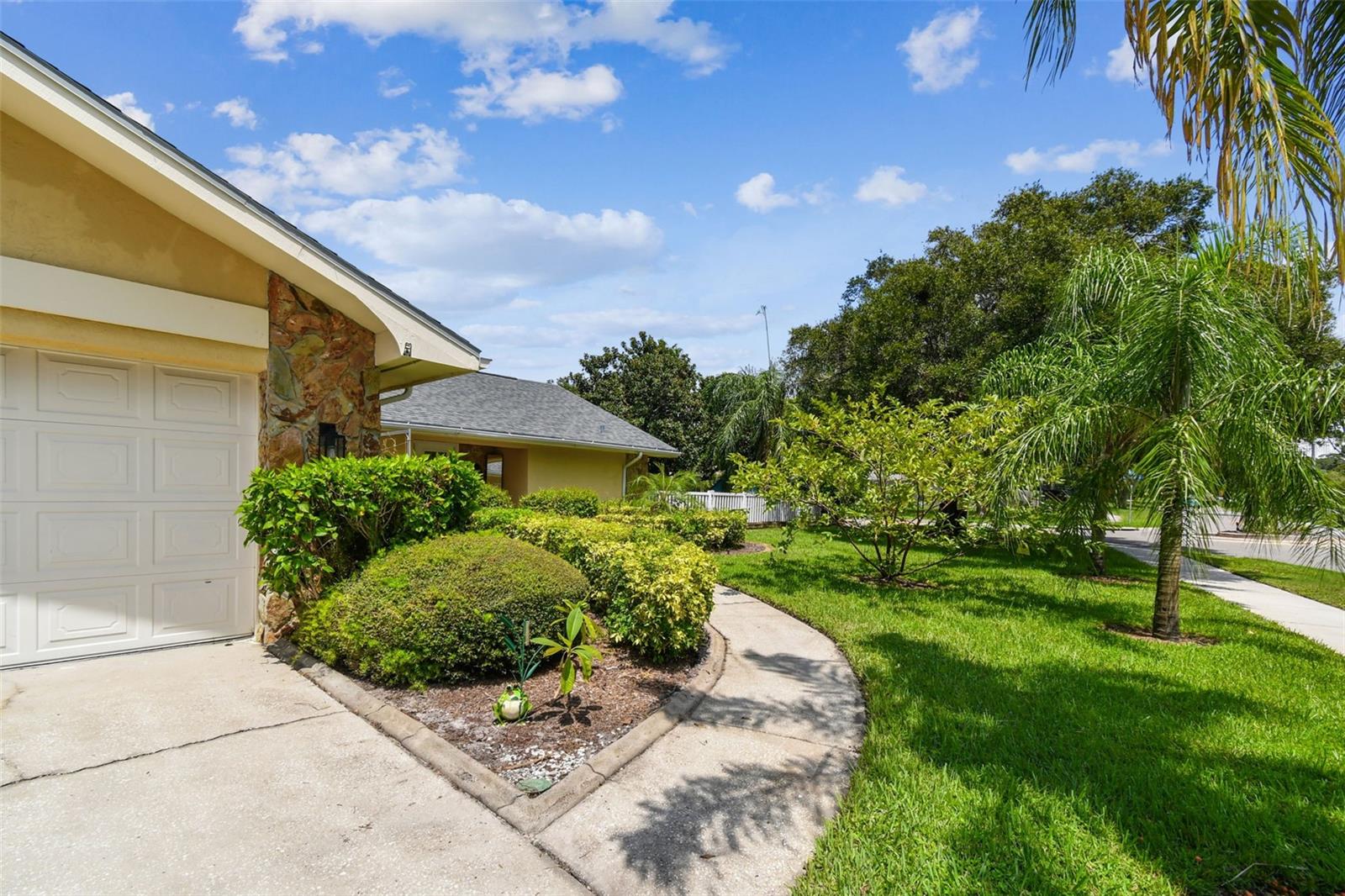 Image 48 of 51 For 1594 Linwood Drive