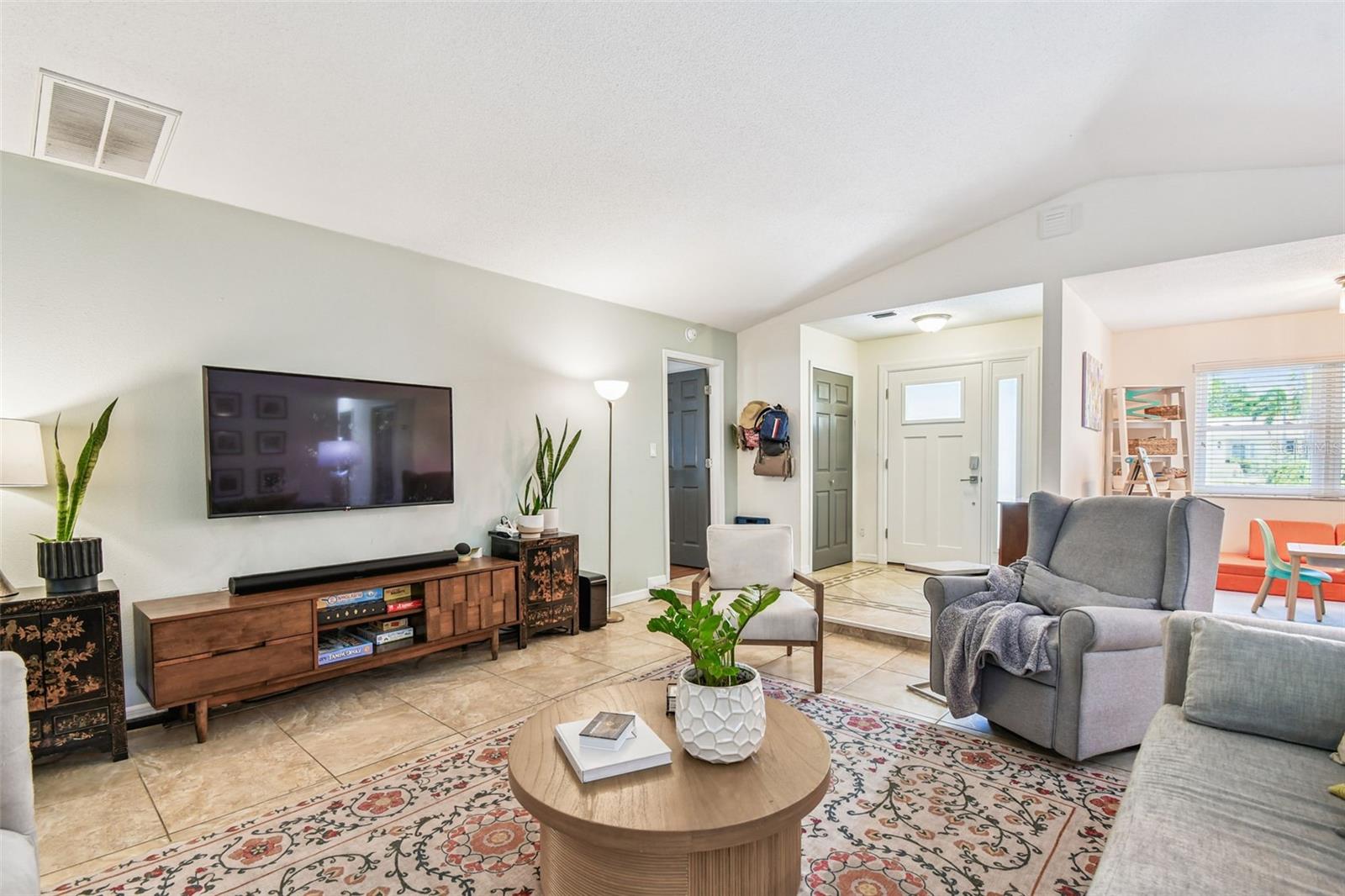 Image 7 of 51 For 1594 Linwood Drive