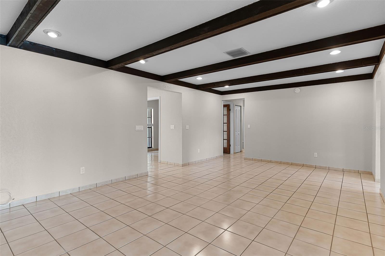 Image 6 of 18 For 8208 La Serena Drive