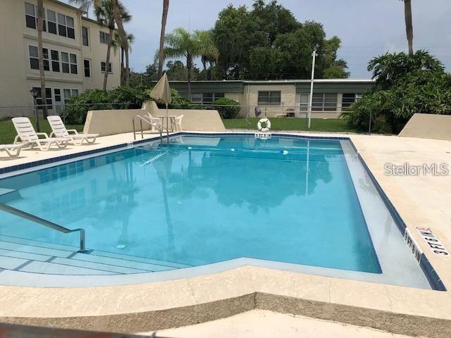 Image 14 of 15 For 11720 Park Boulevard 302
