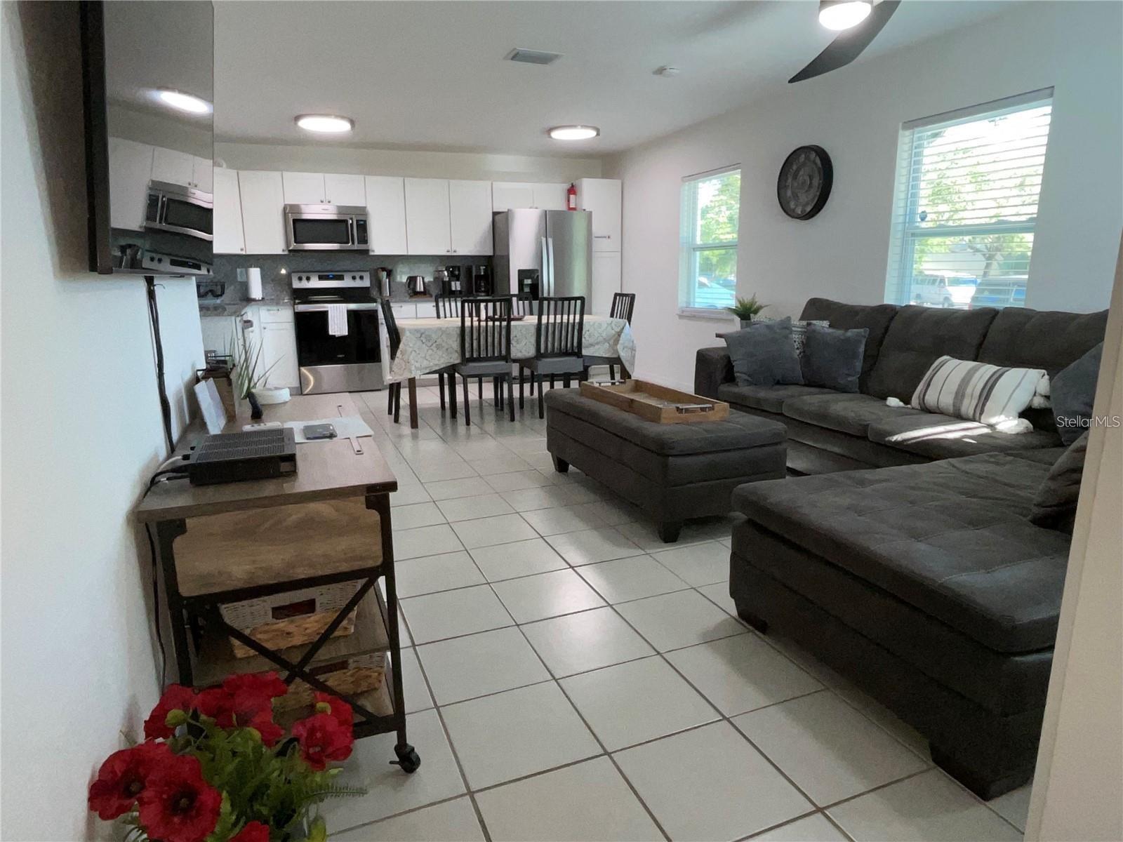 Image 3 of 18 For 3224 3rd Avenue S