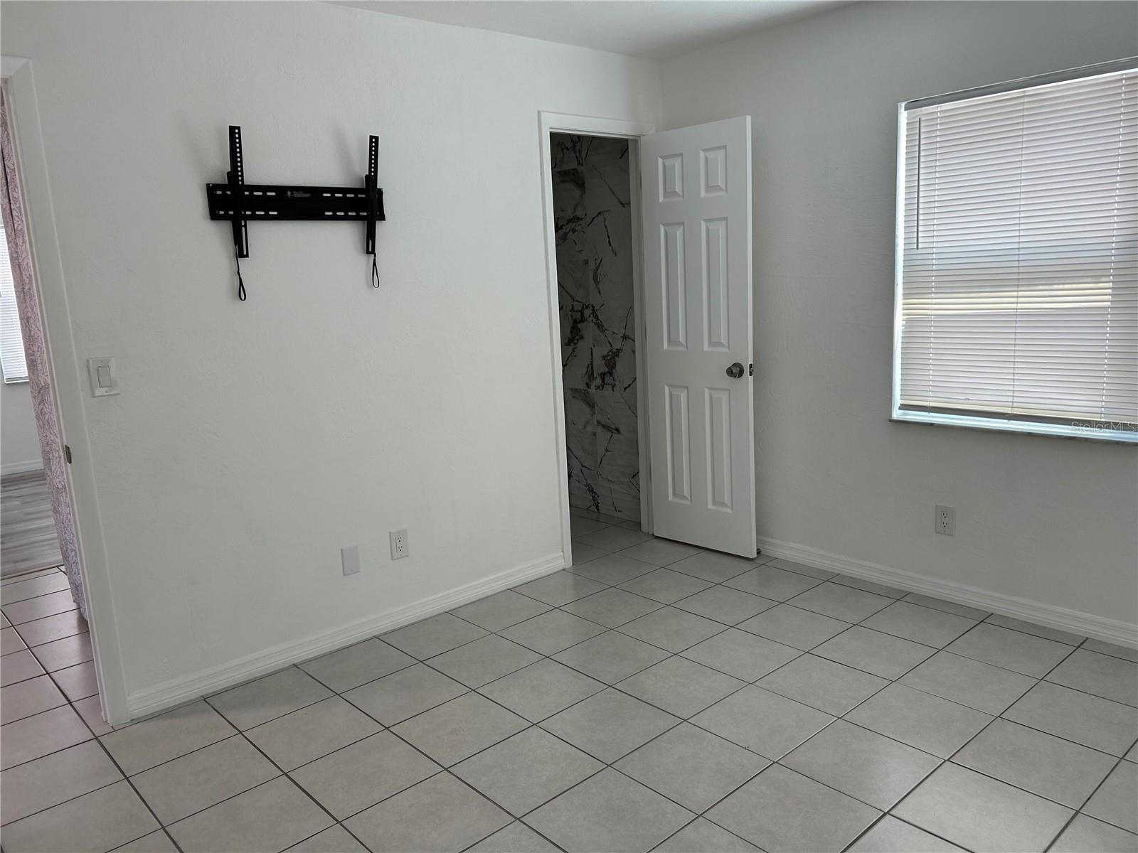 Image 32 of 42 For 3224 3rd Avenue S
