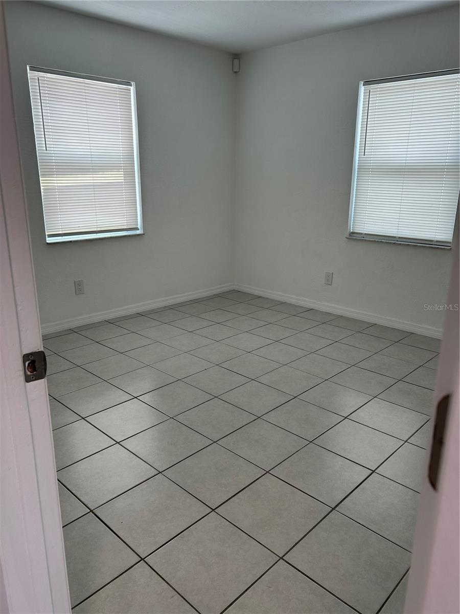Image 33 of 42 For 3224 3rd Avenue S