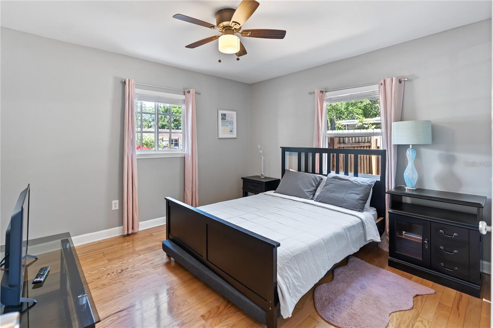 Image 17 of 40 For 3005 Helen Avenue