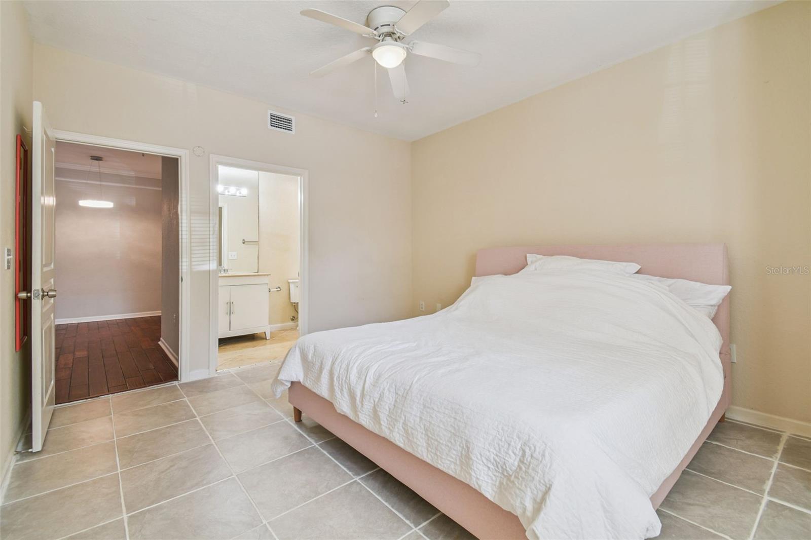 Image 12 of 37 For 17108 Carrington Park Drive 701