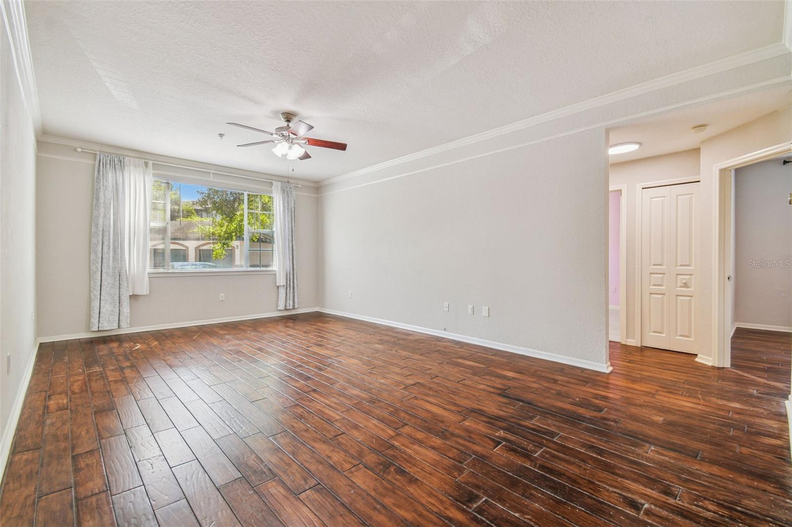 Image 15 of 37 For 17108 Carrington Park Drive 701
