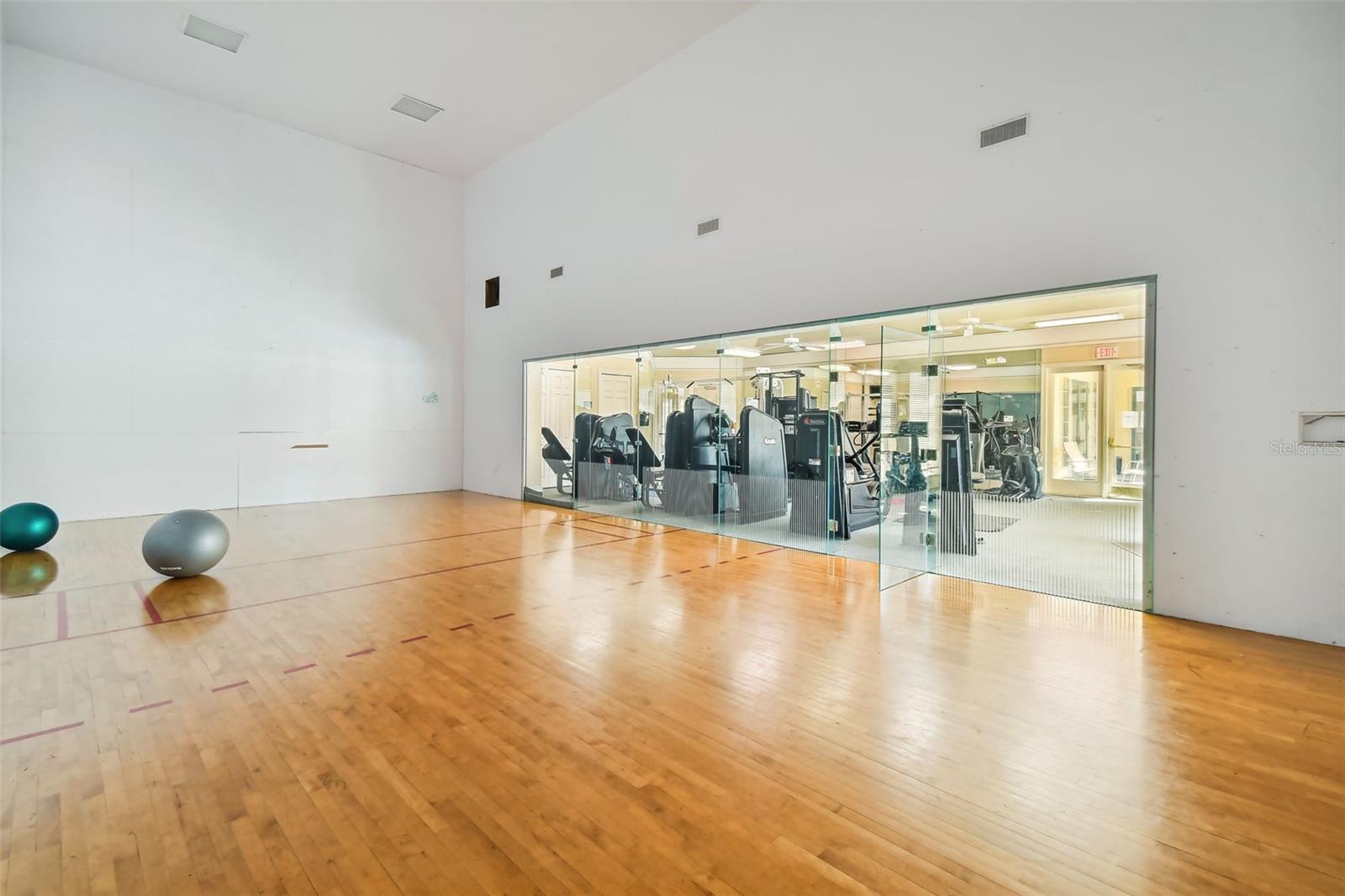 Image 36 of 37 For 17108 Carrington Park Drive 701