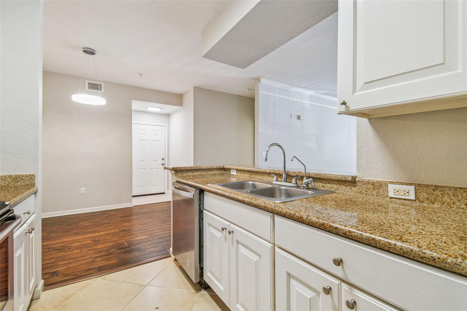 Image 9 of 37 For 17108 Carrington Park Drive 701