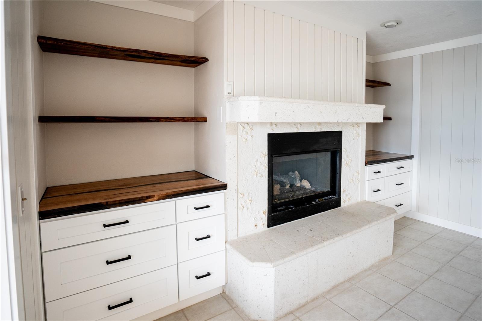 Listing photo id 9 for 333 12th Avenue