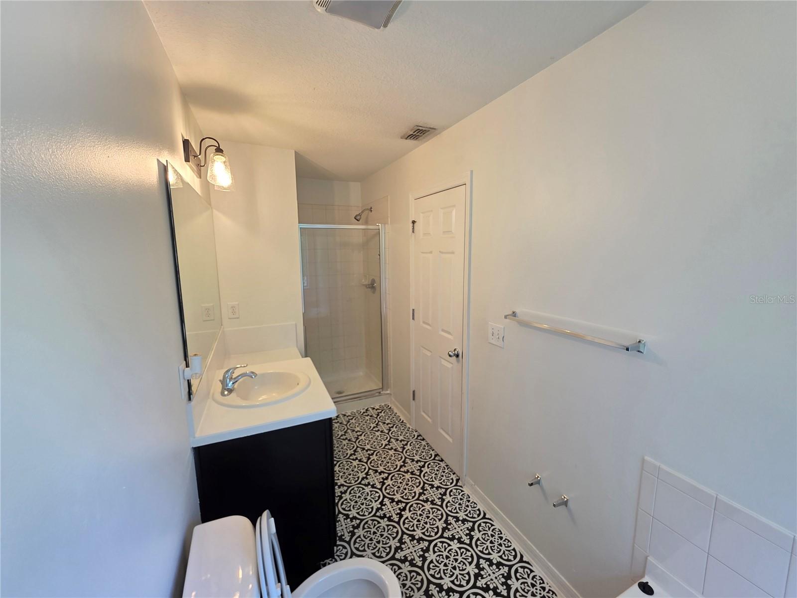 Image 13 of 20 For 3018 Royal Tuscan Lane
