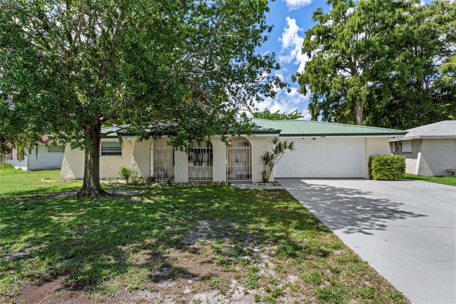 Image 3 of 42 For 7706 Cherrytree Lane