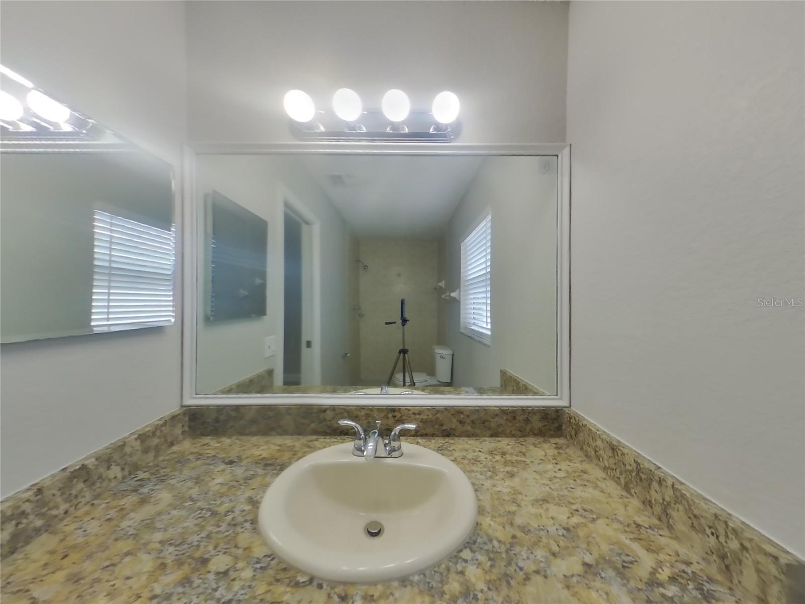 Image 8 of 15 For 1721 Comanche Avenue