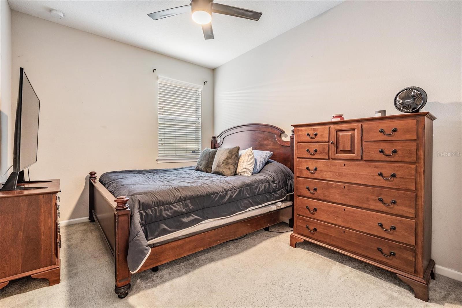 Image 21 of 43 For 11610 Blue Woods Drive