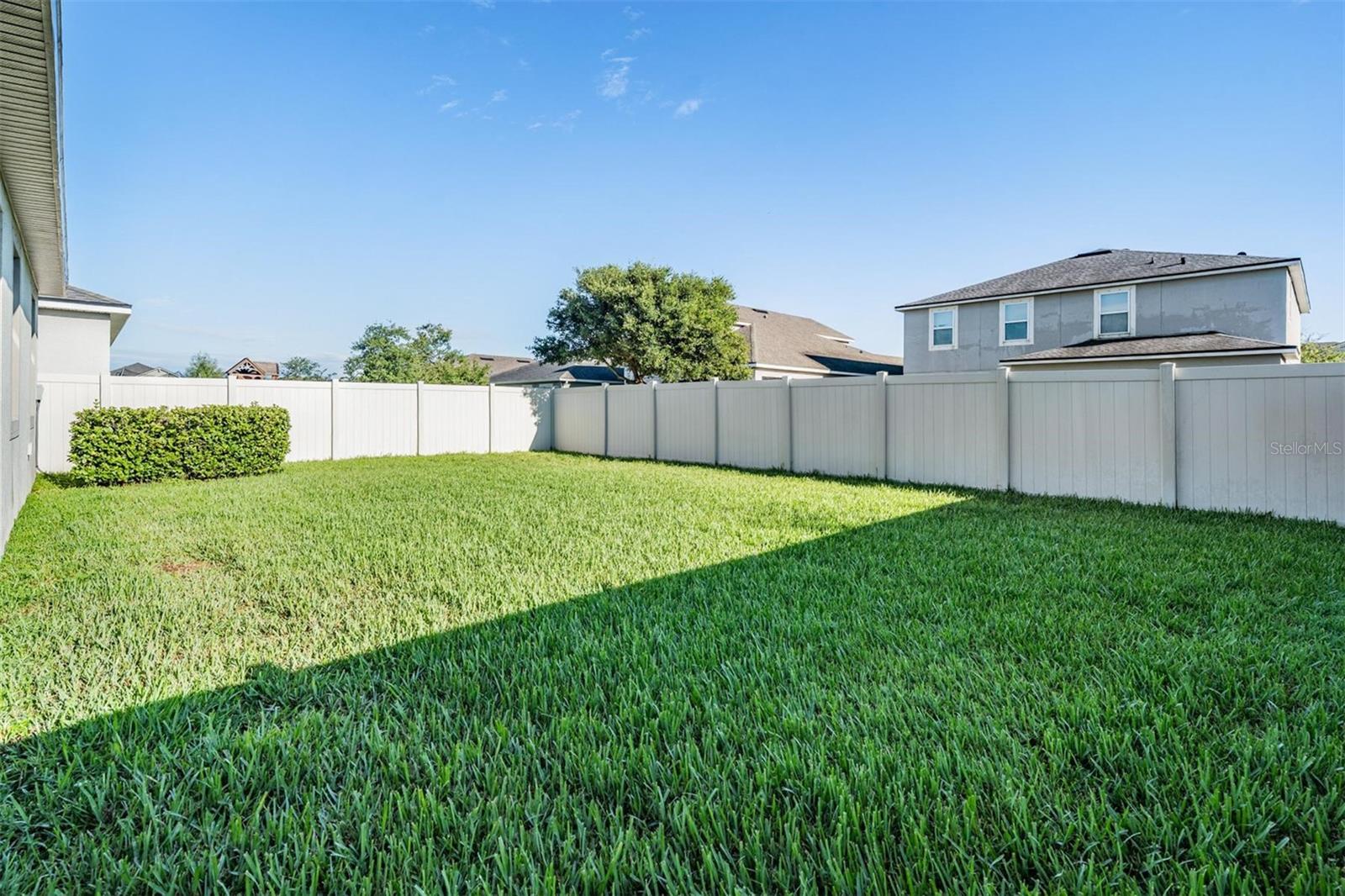 Image 26 of 43 For 11610 Blue Woods Drive