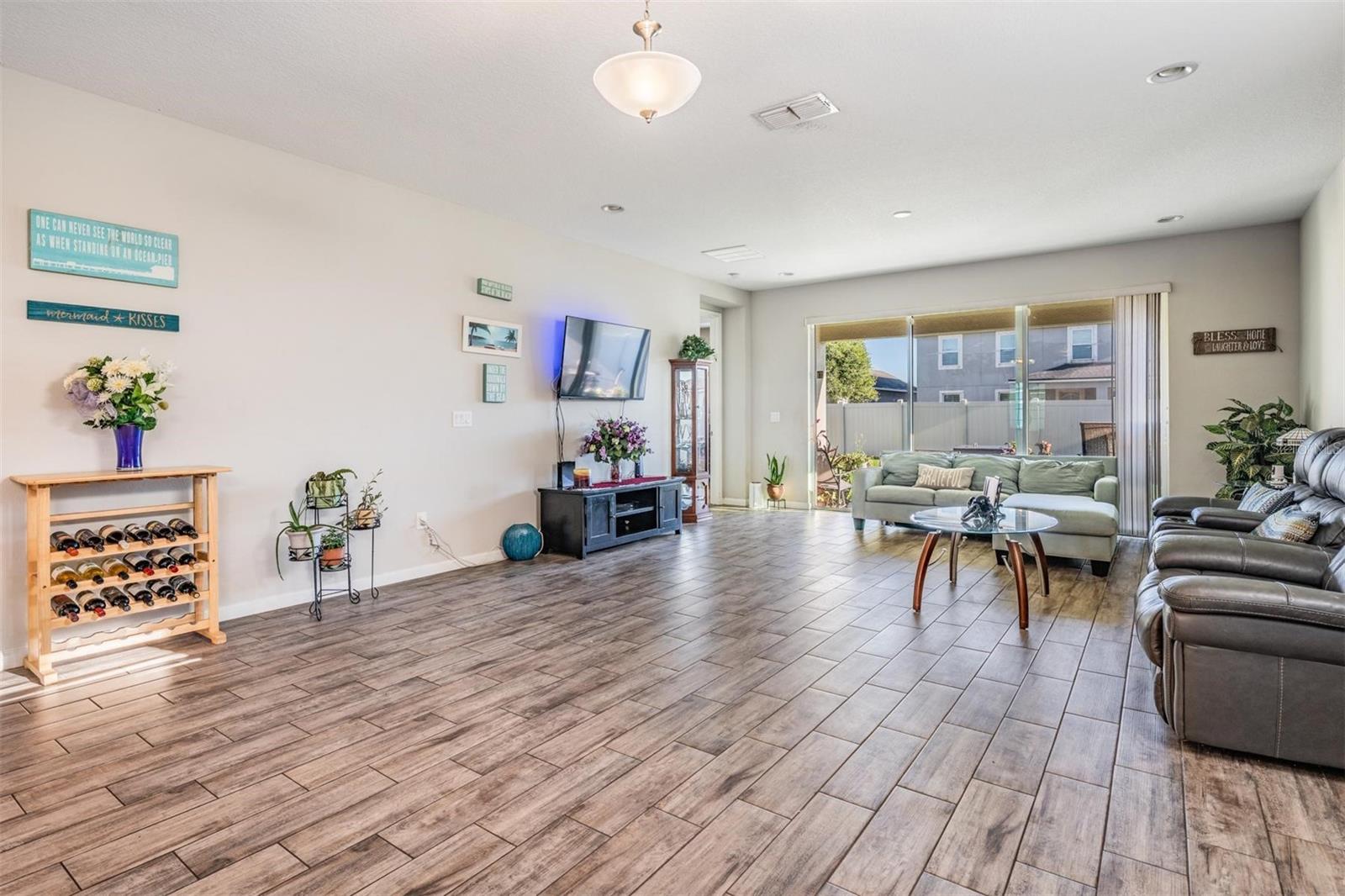 Image 9 of 43 For 11610 Blue Woods Drive