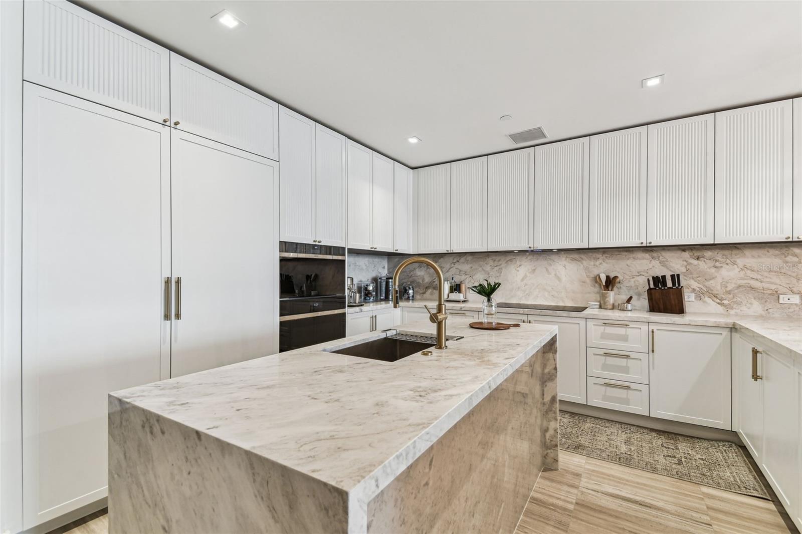 Image 16 of 56 For 2912 Santiago Street 1402
