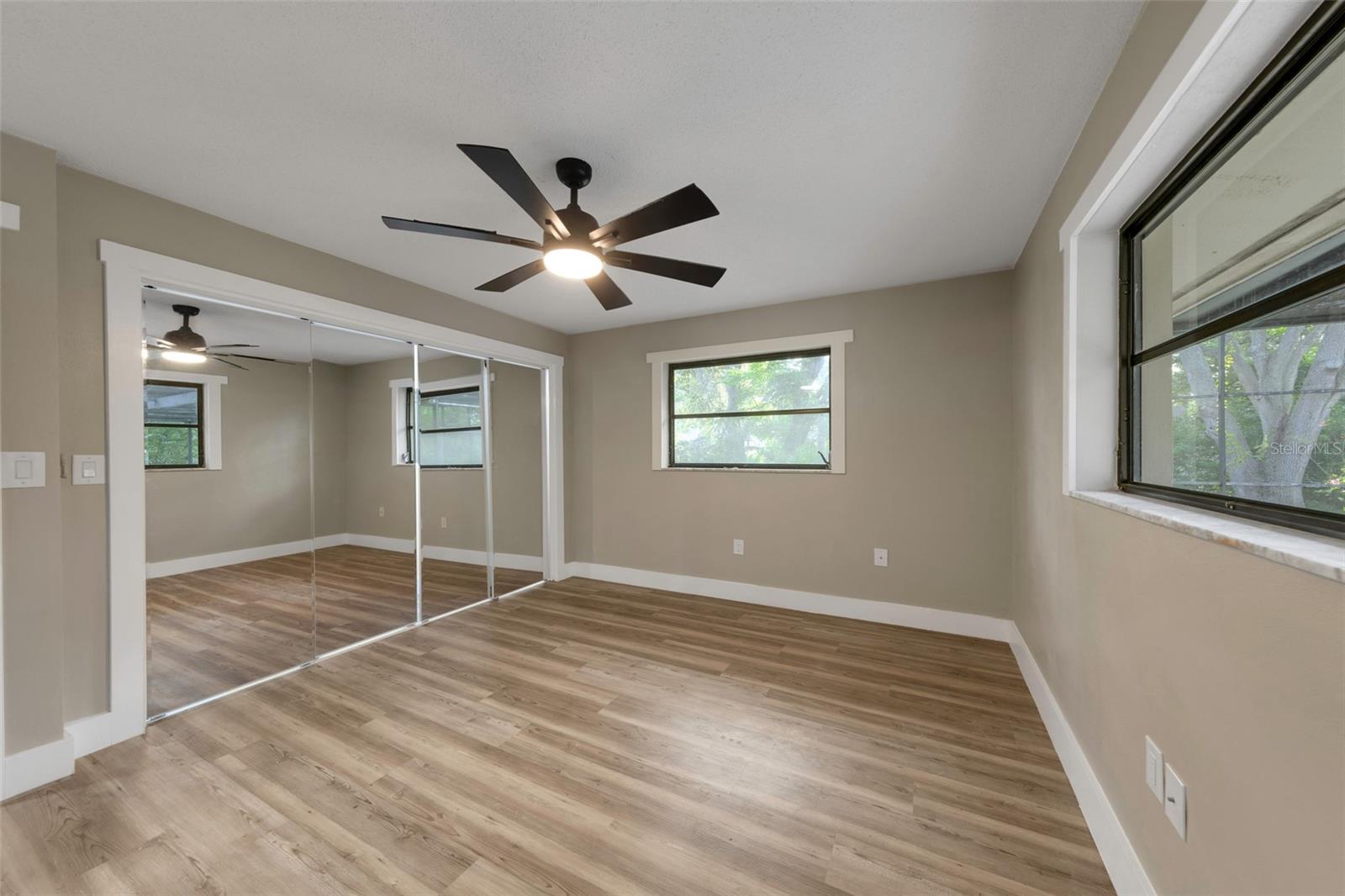 Image 27 of 30 For 943 Spanish Oaks Boulevard