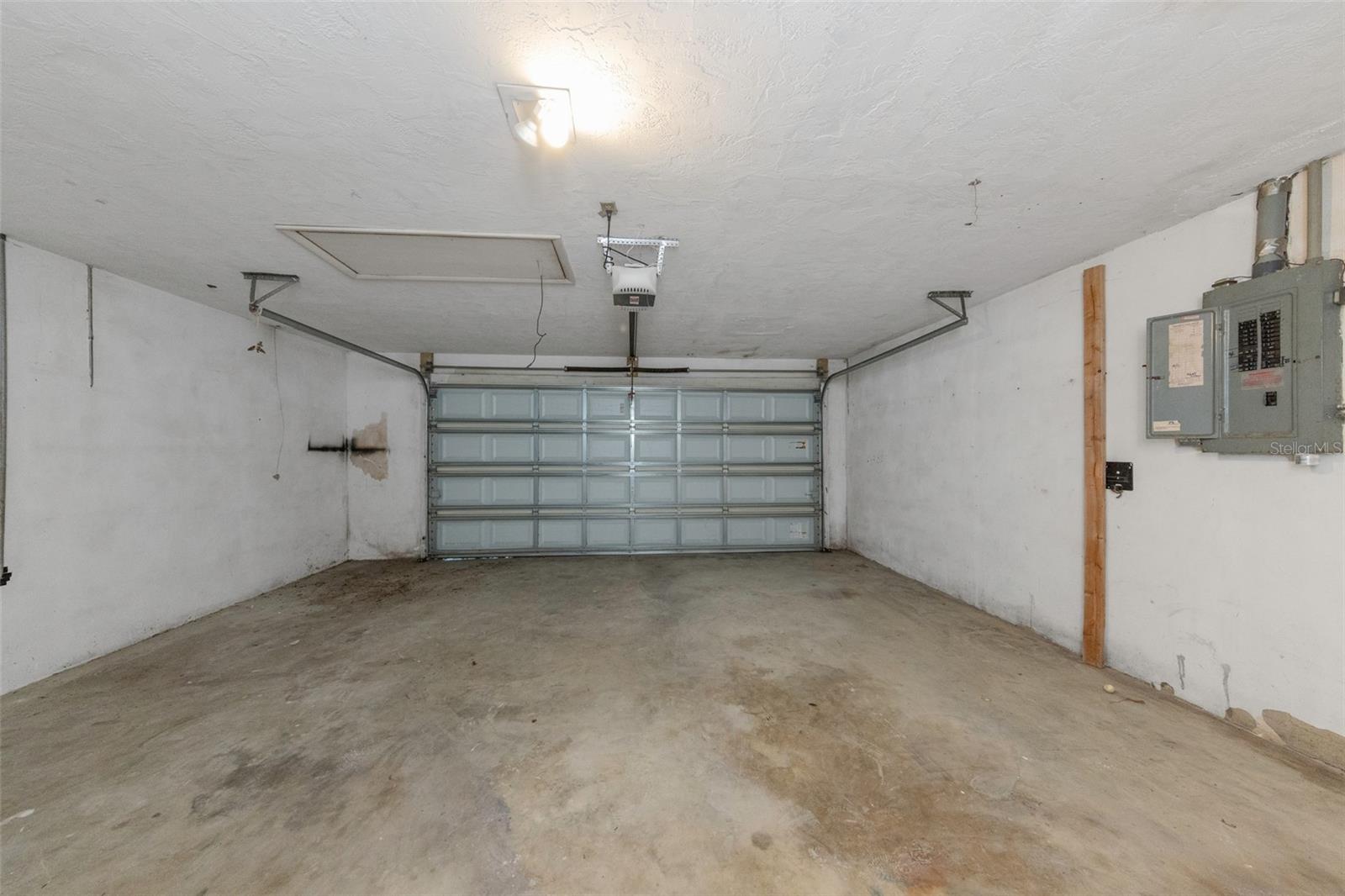 Image 29 of 30 For 943 Spanish Oaks Boulevard