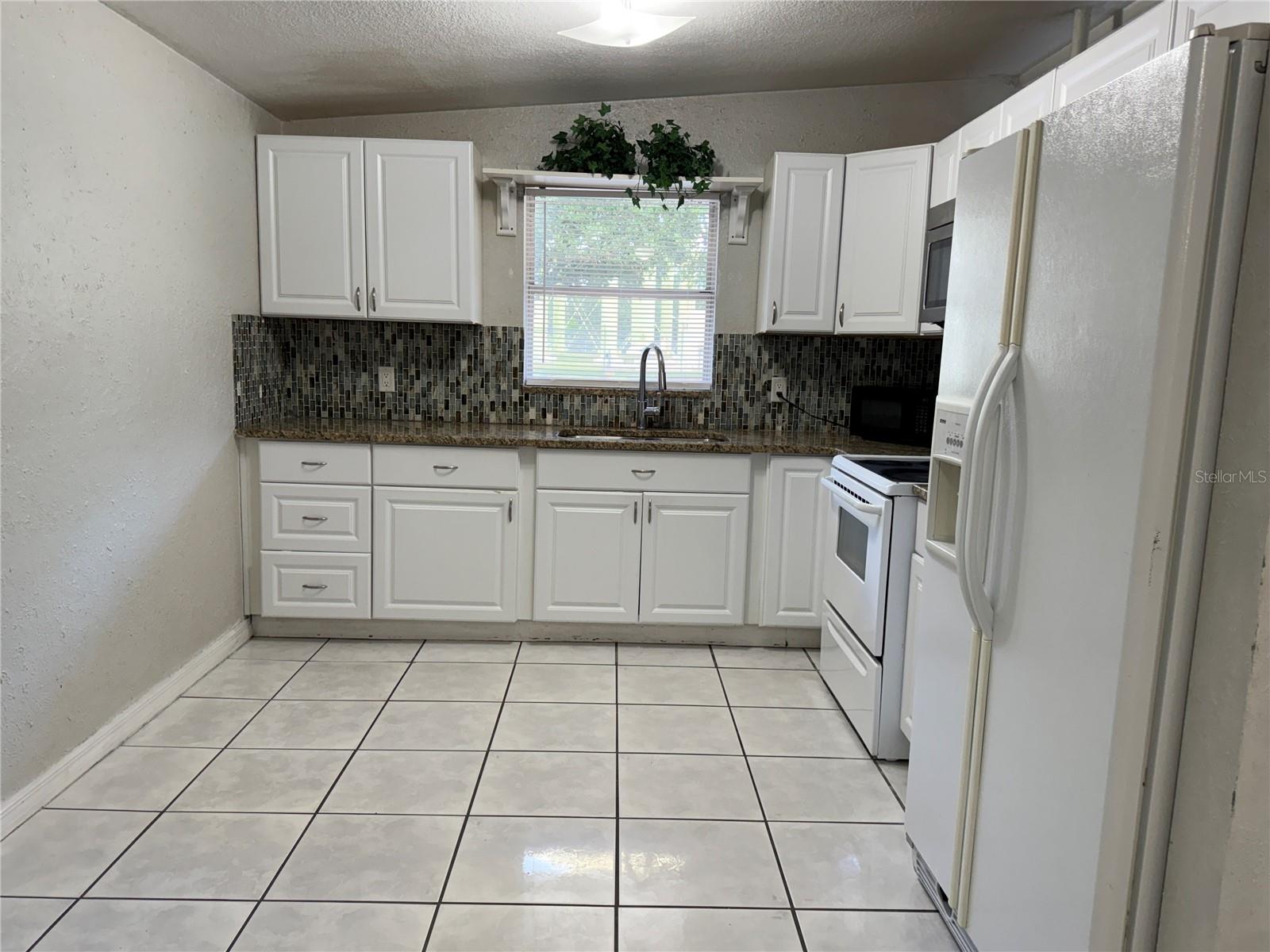 Image 12 of 27 For 2106 Himes Avenue 1