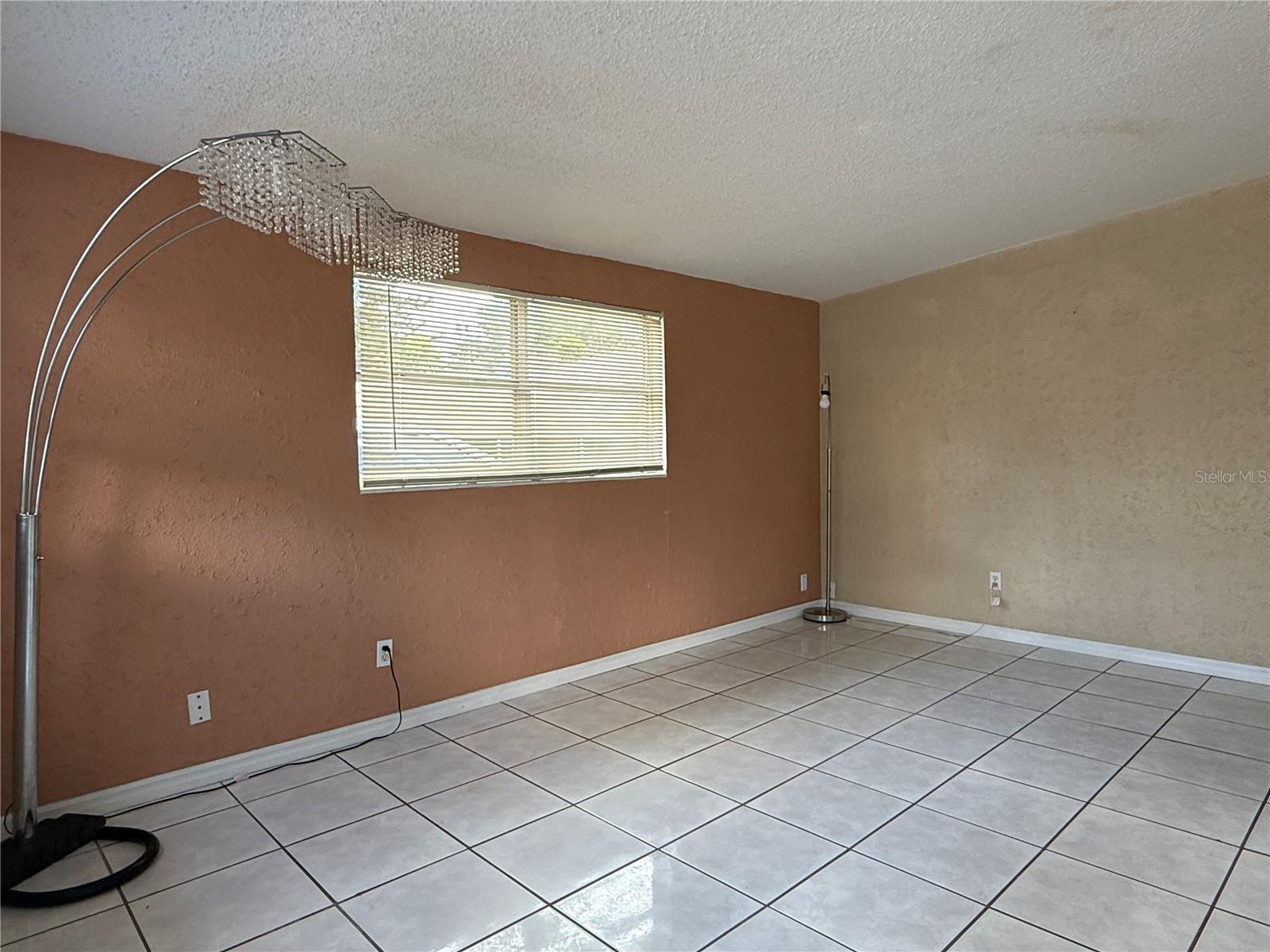 Image 23 of 27 For 2106 Himes Avenue 1