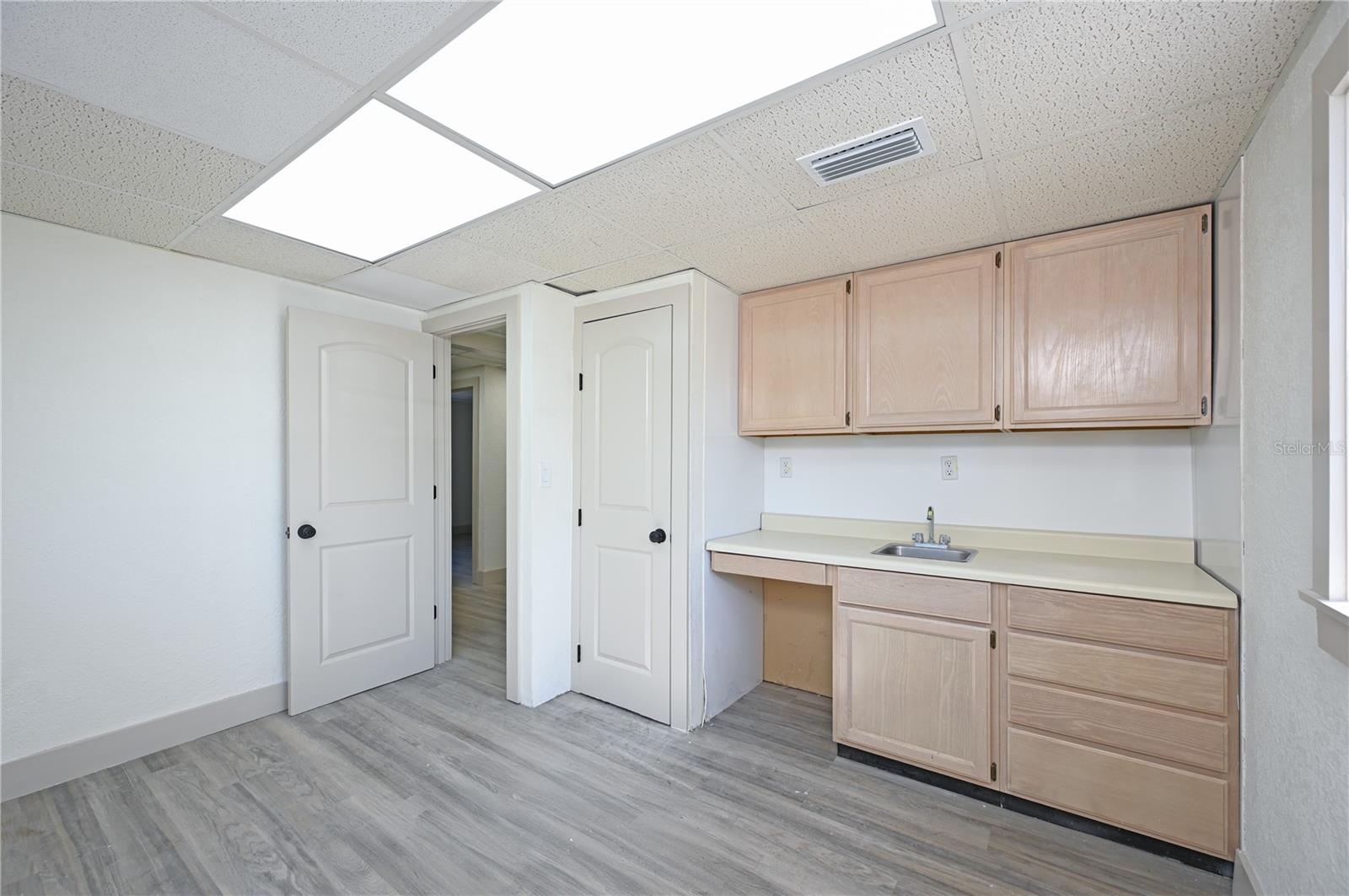 Image 5 of 8 For 5411 16th Street N