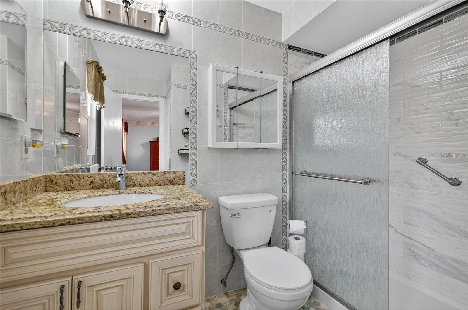 Image 18 of 26 For 4805 Macdill Avenue