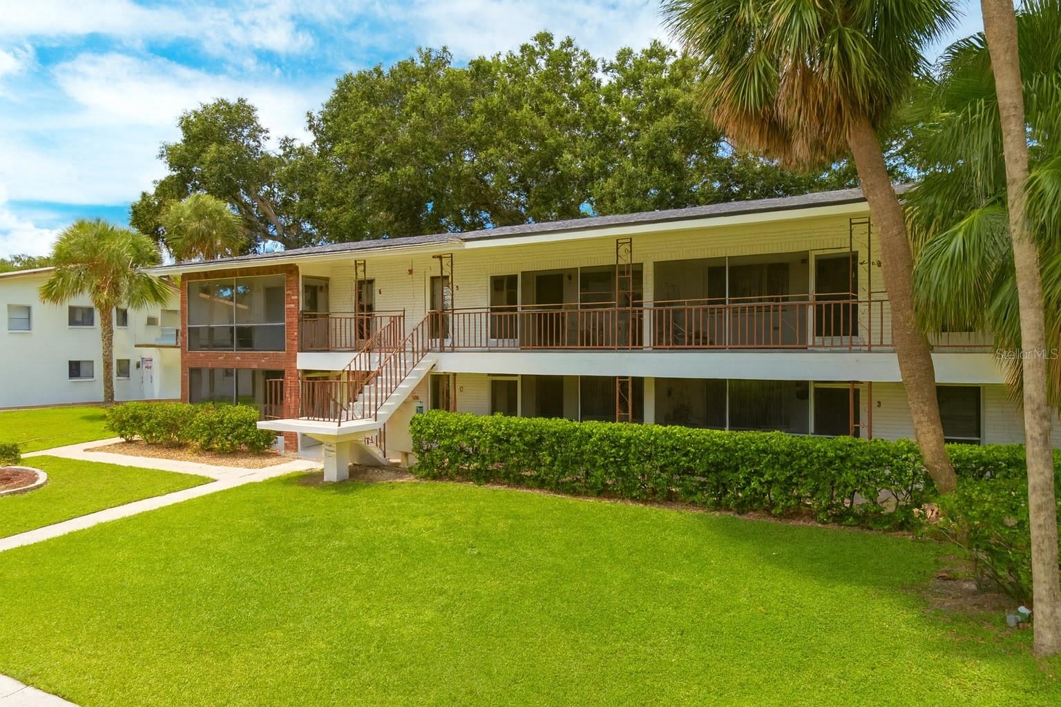 Image 10 of 11 For 2348 Shelley Street 10