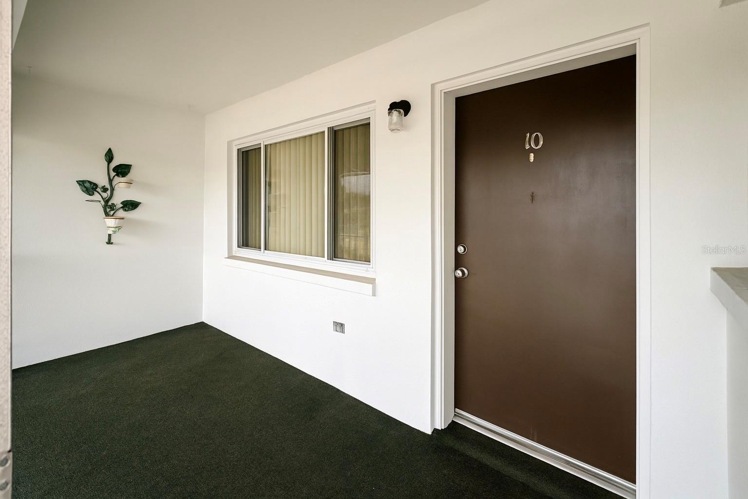 Image 2 of 11 For 2348 Shelley Street 10