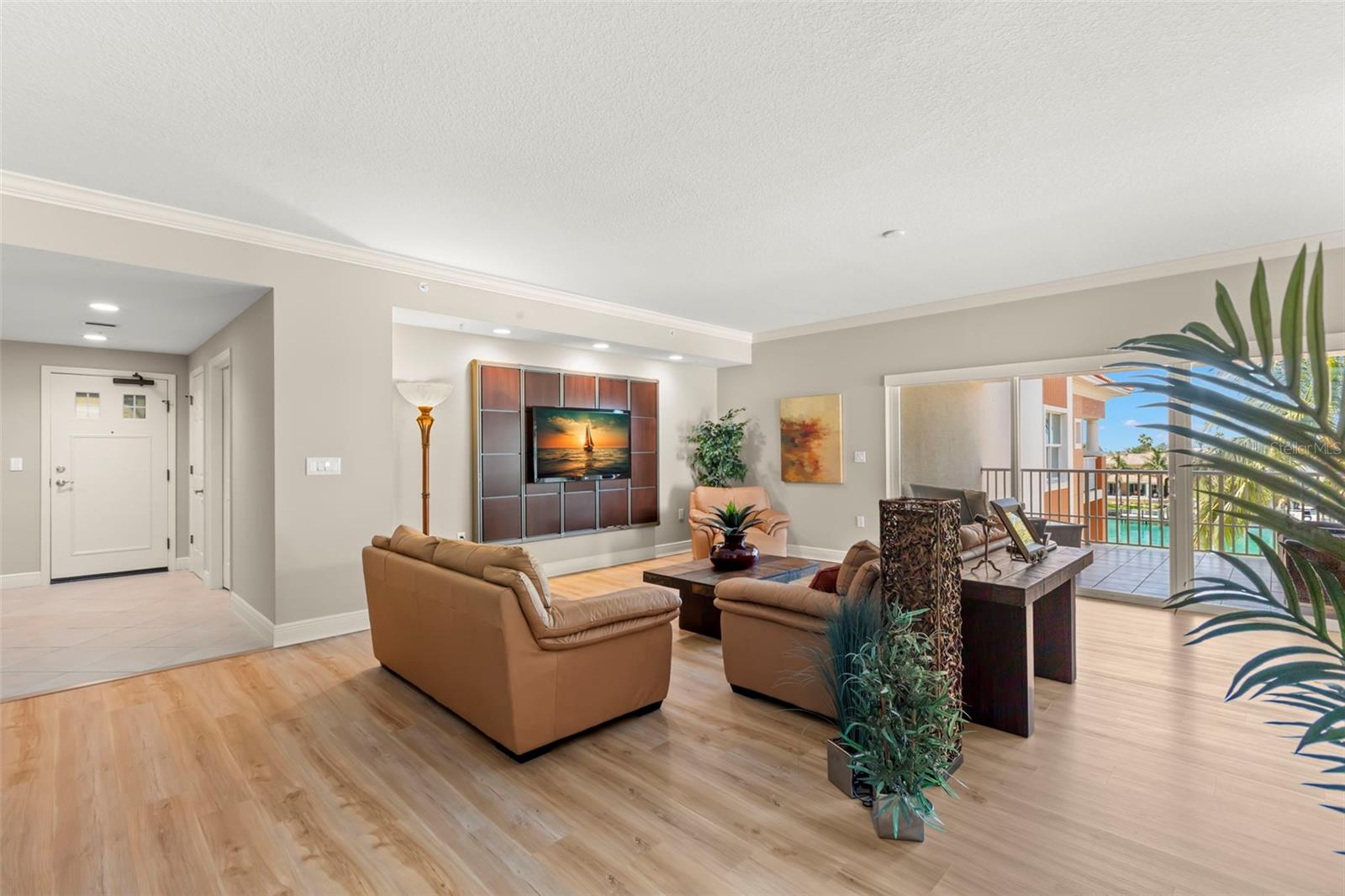 Image 10 of 72 For 650 Pinellas Bayway S 2301
