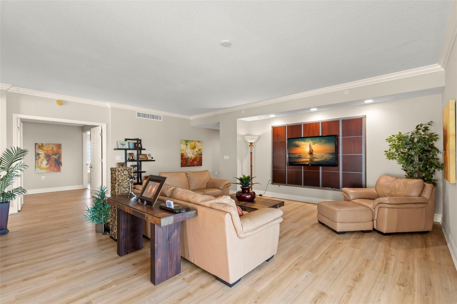 Image 12 of 72 For 650 Pinellas Bayway S 2301