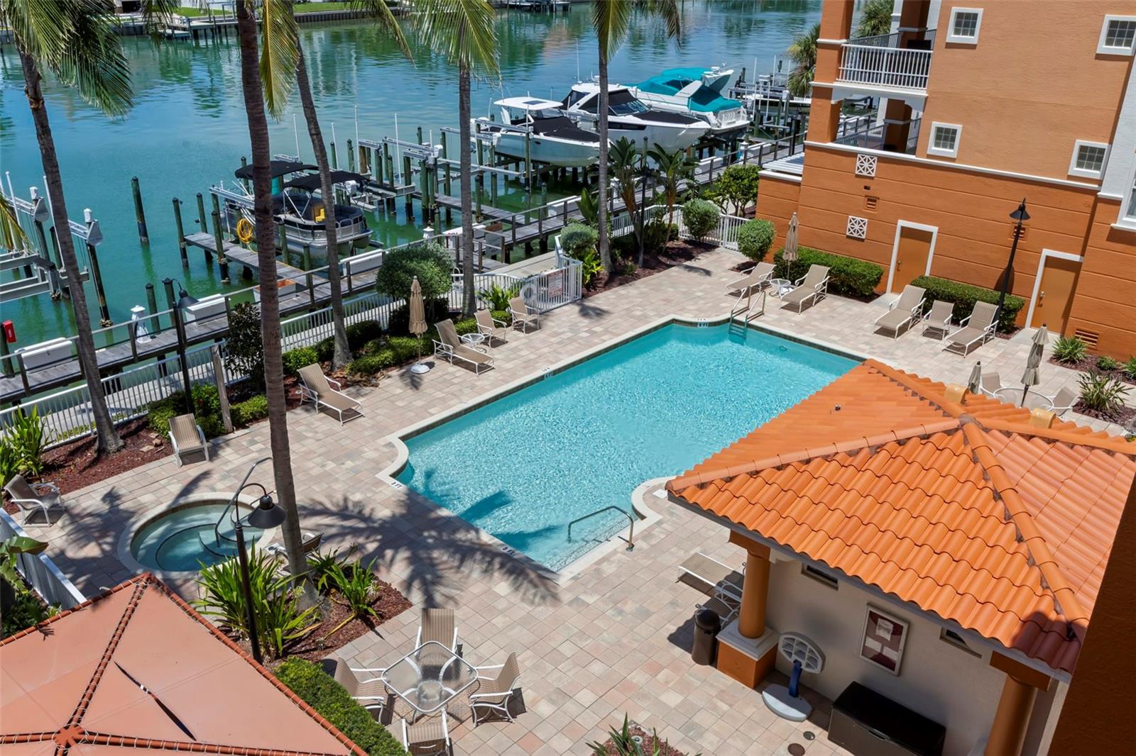 Image 19 of 72 For 650 Pinellas Bayway S 2301
