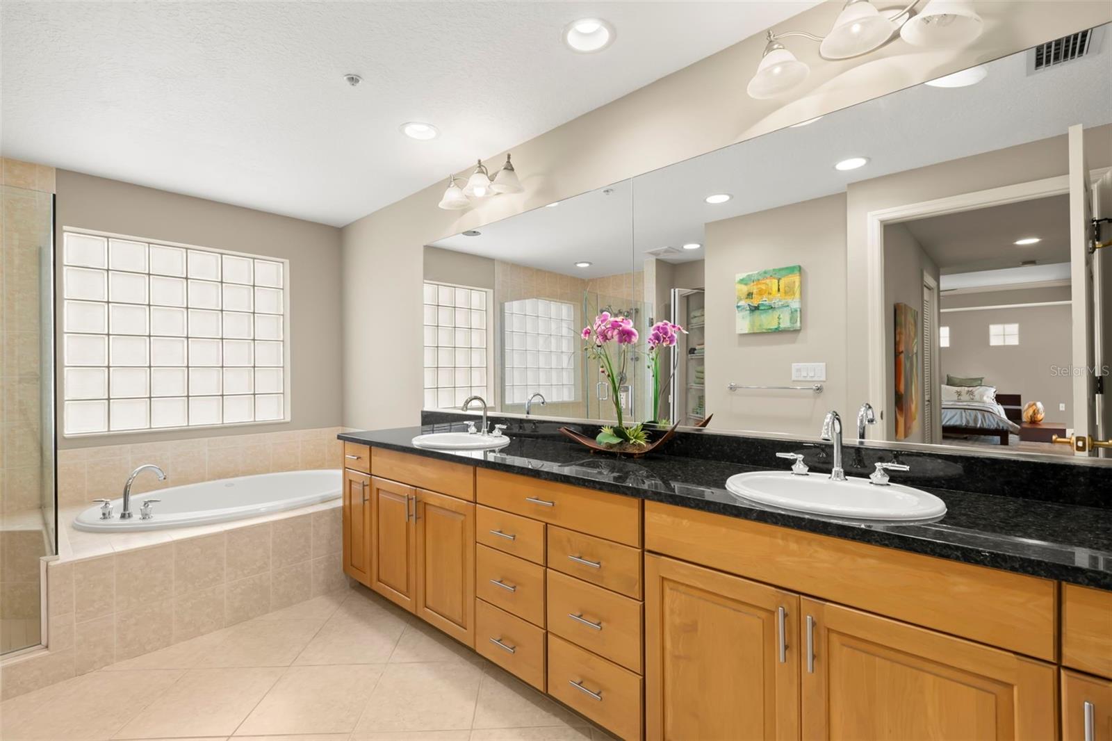 Image 39 of 72 For 650 Pinellas Bayway S 2301