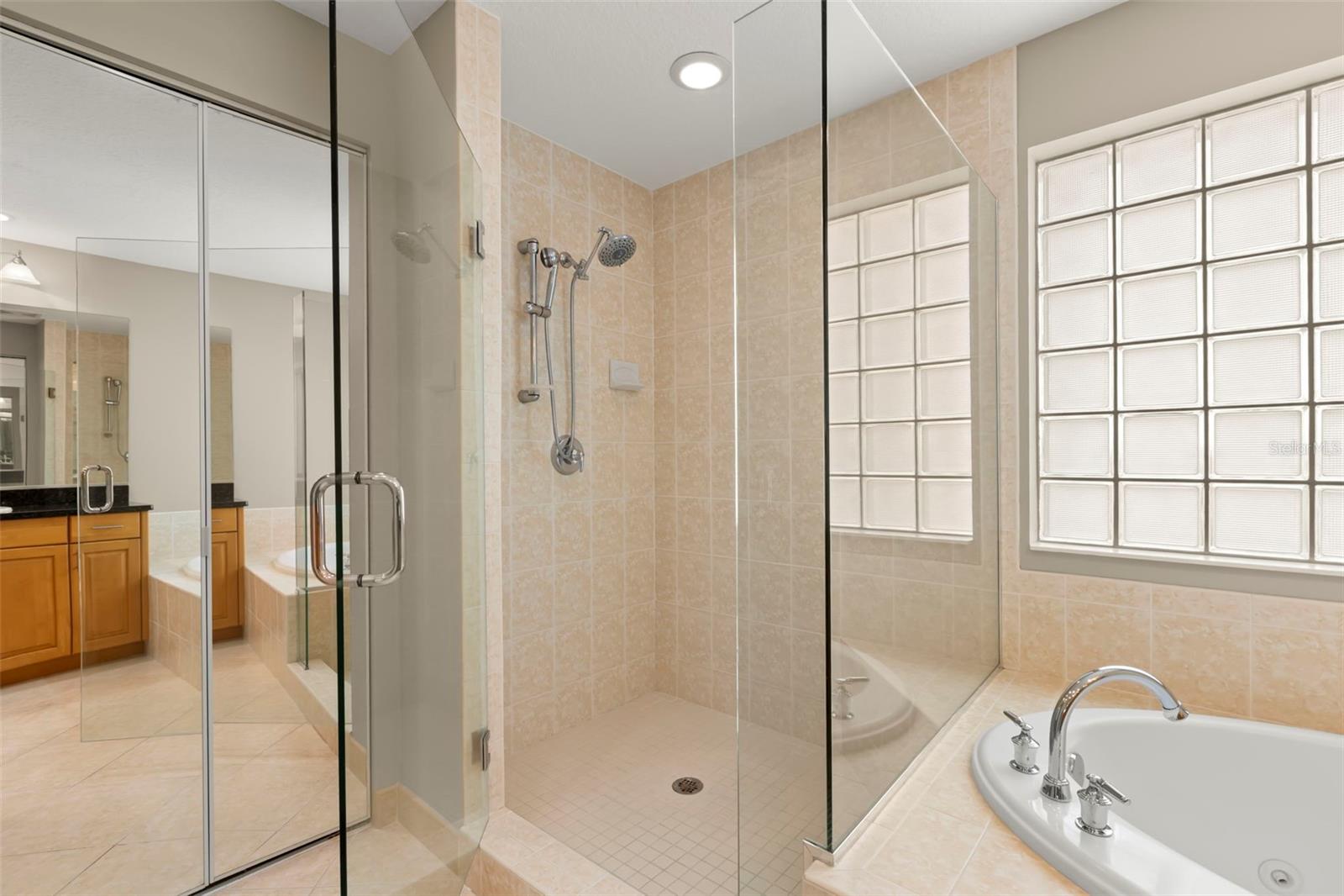 Image 42 of 72 For 650 Pinellas Bayway S 2301