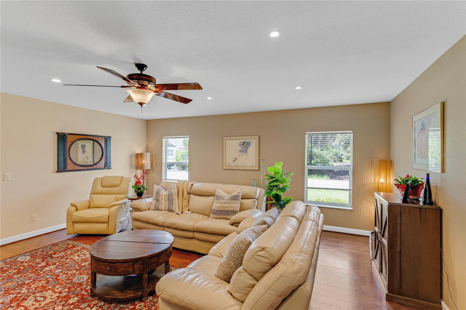 Image 21 of 66 For 15160 Buswell Avenue