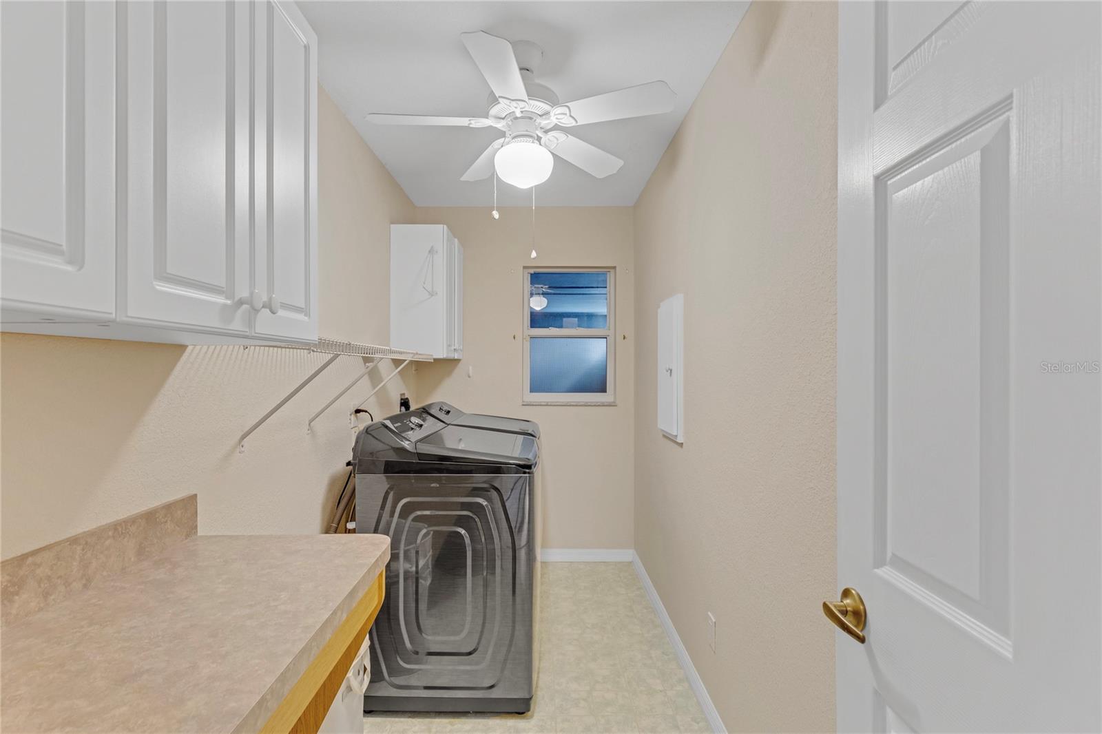 Image 38 of 66 For 15160 Buswell Avenue