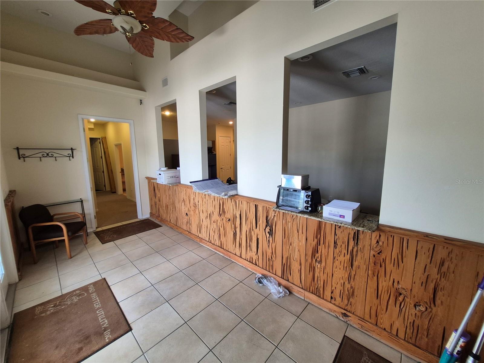 Listing photo id 0 for 2348 Raden Drive