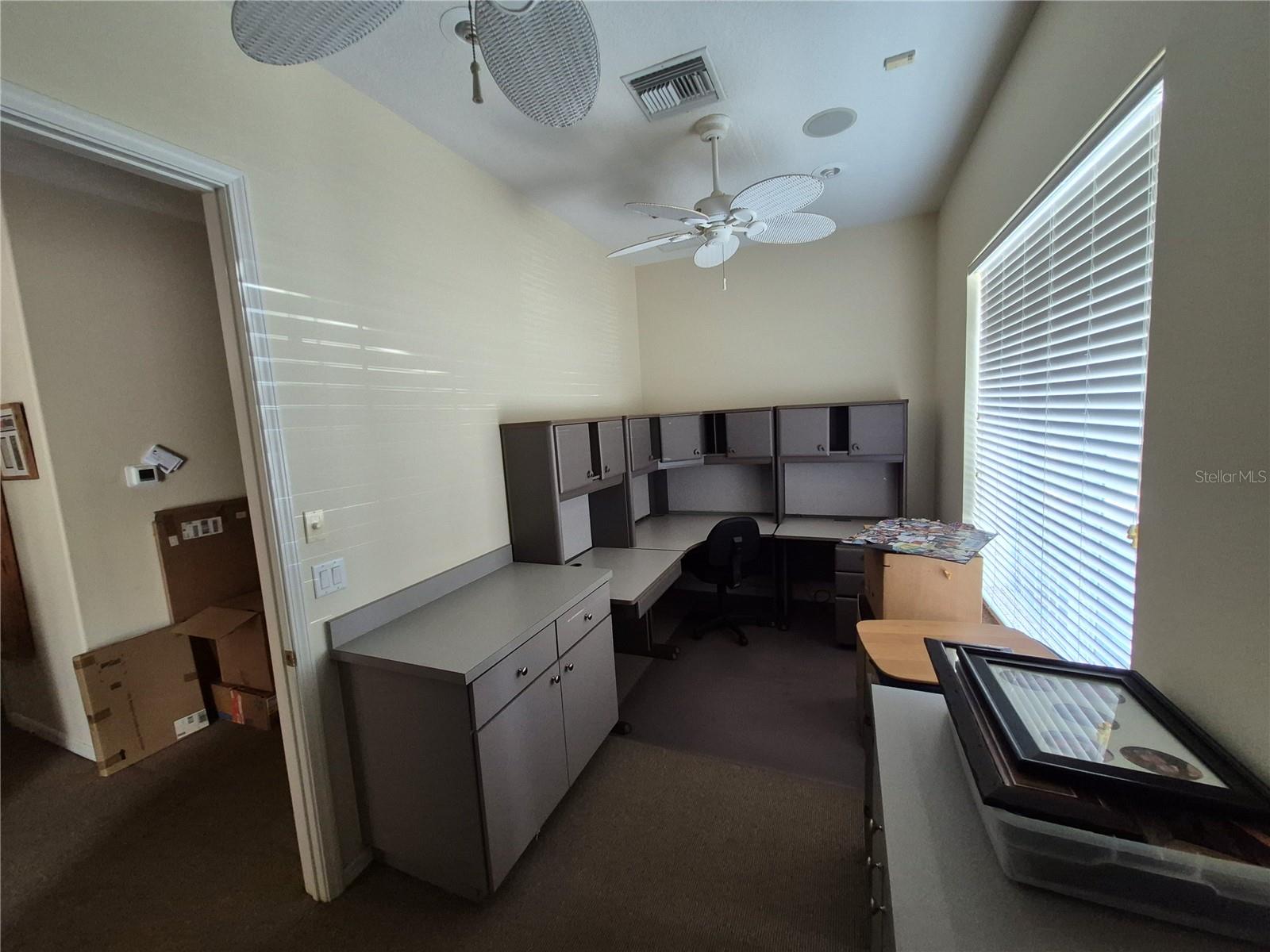 Listing photo id 6 for 2348 Raden Drive