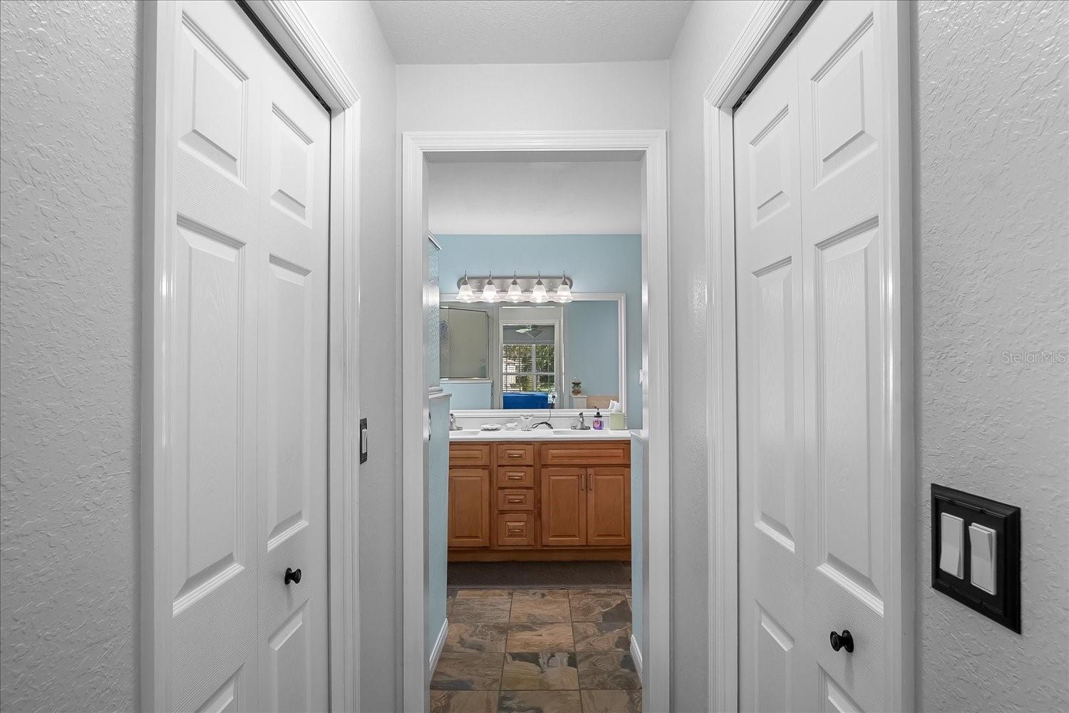 Image 21 of 46 For 5419 Ivory Drive