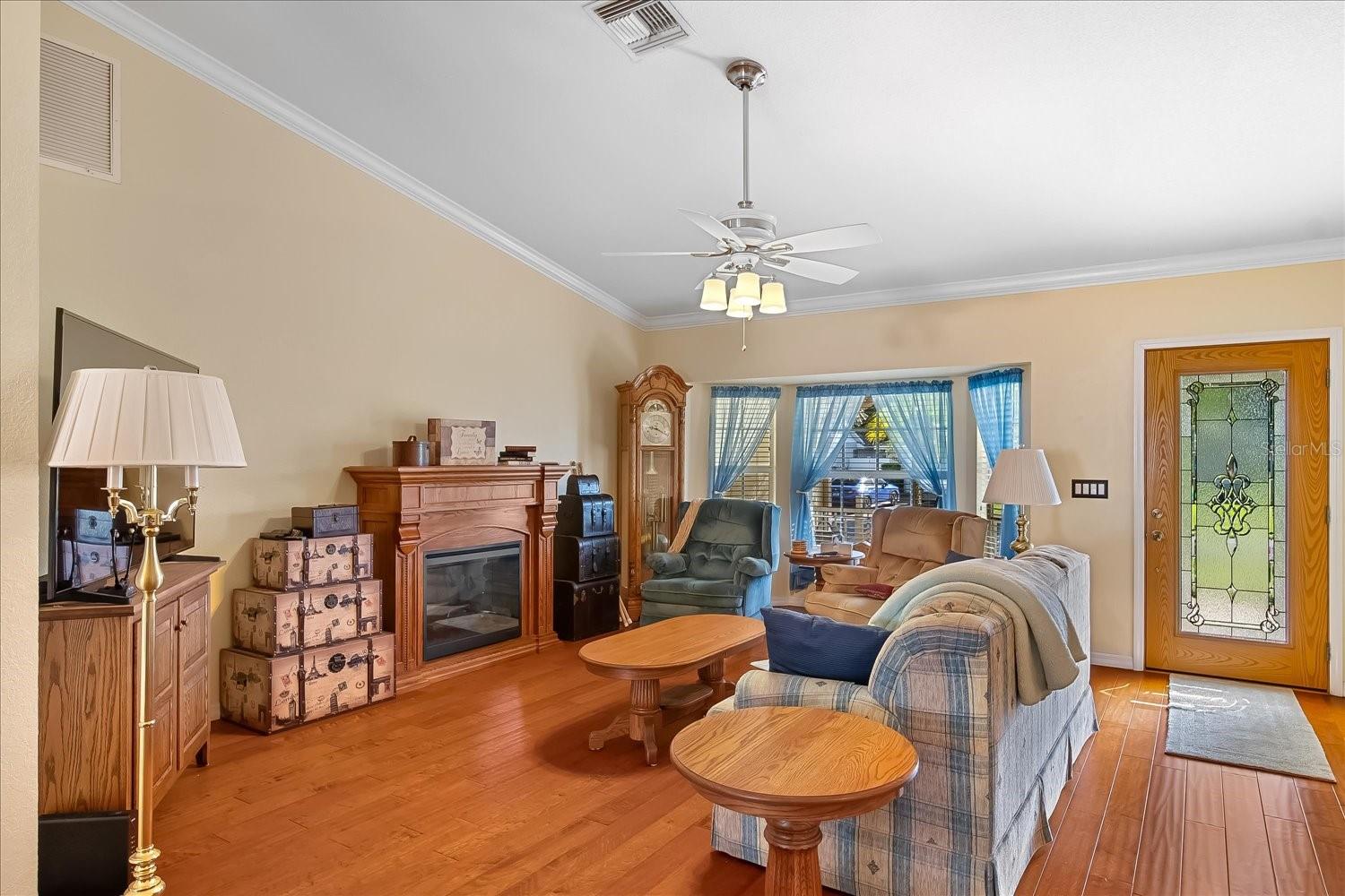 Image 3 of 46 For 5419 Ivory Drive