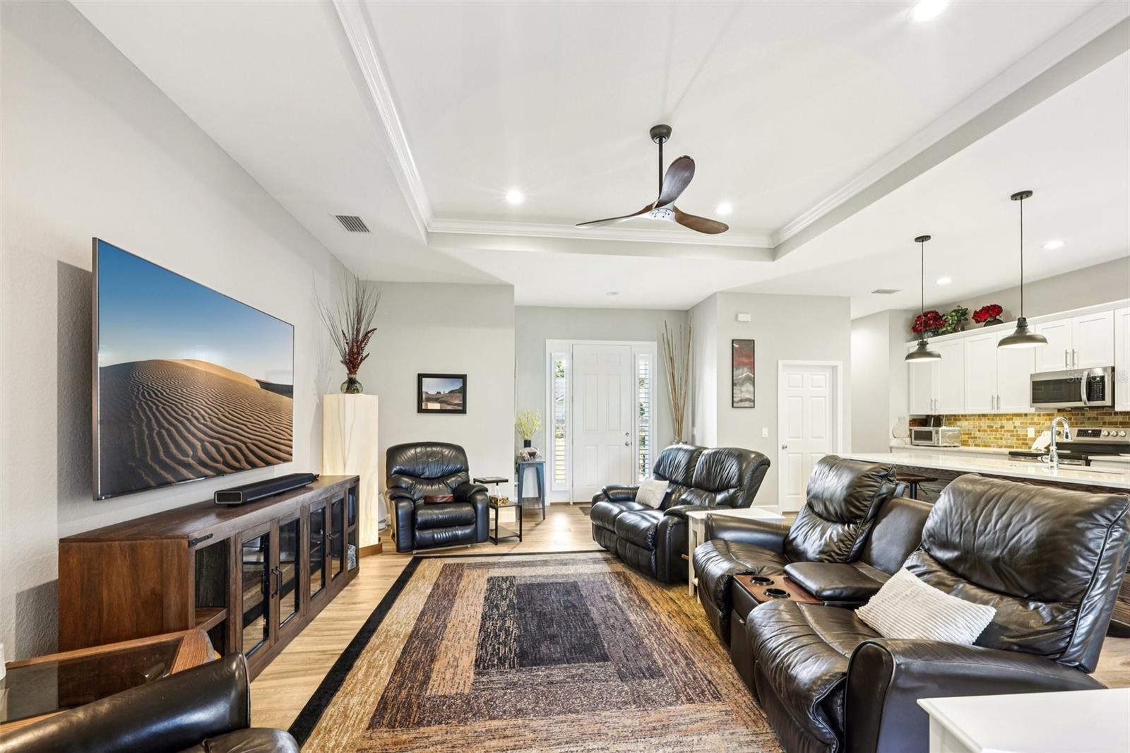Image 15 of 38 For 7363 Ridgewood Drive