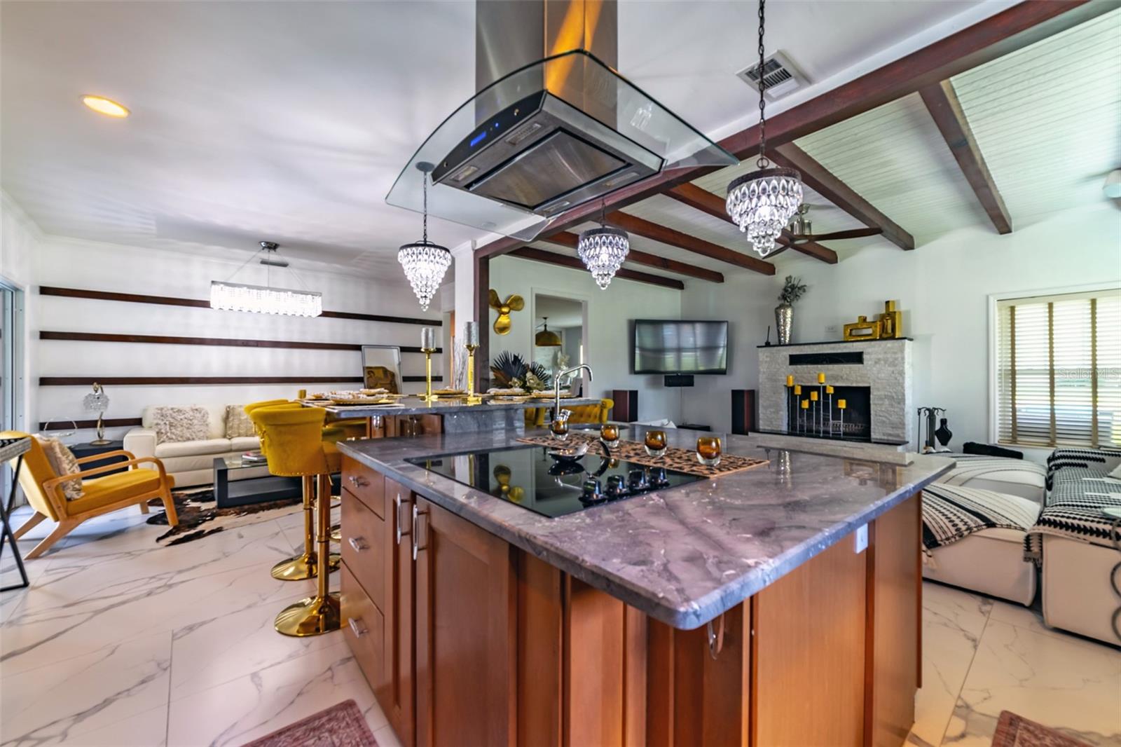 Image 20 of 81 For 4201 Dale Avenue