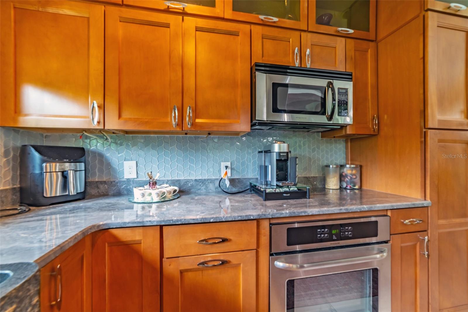 Image 22 of 81 For 4201 Dale Avenue