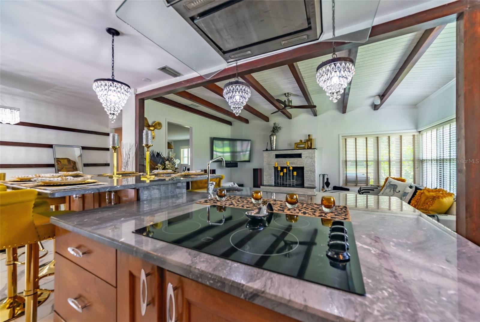 Image 23 of 81 For 4201 Dale Avenue