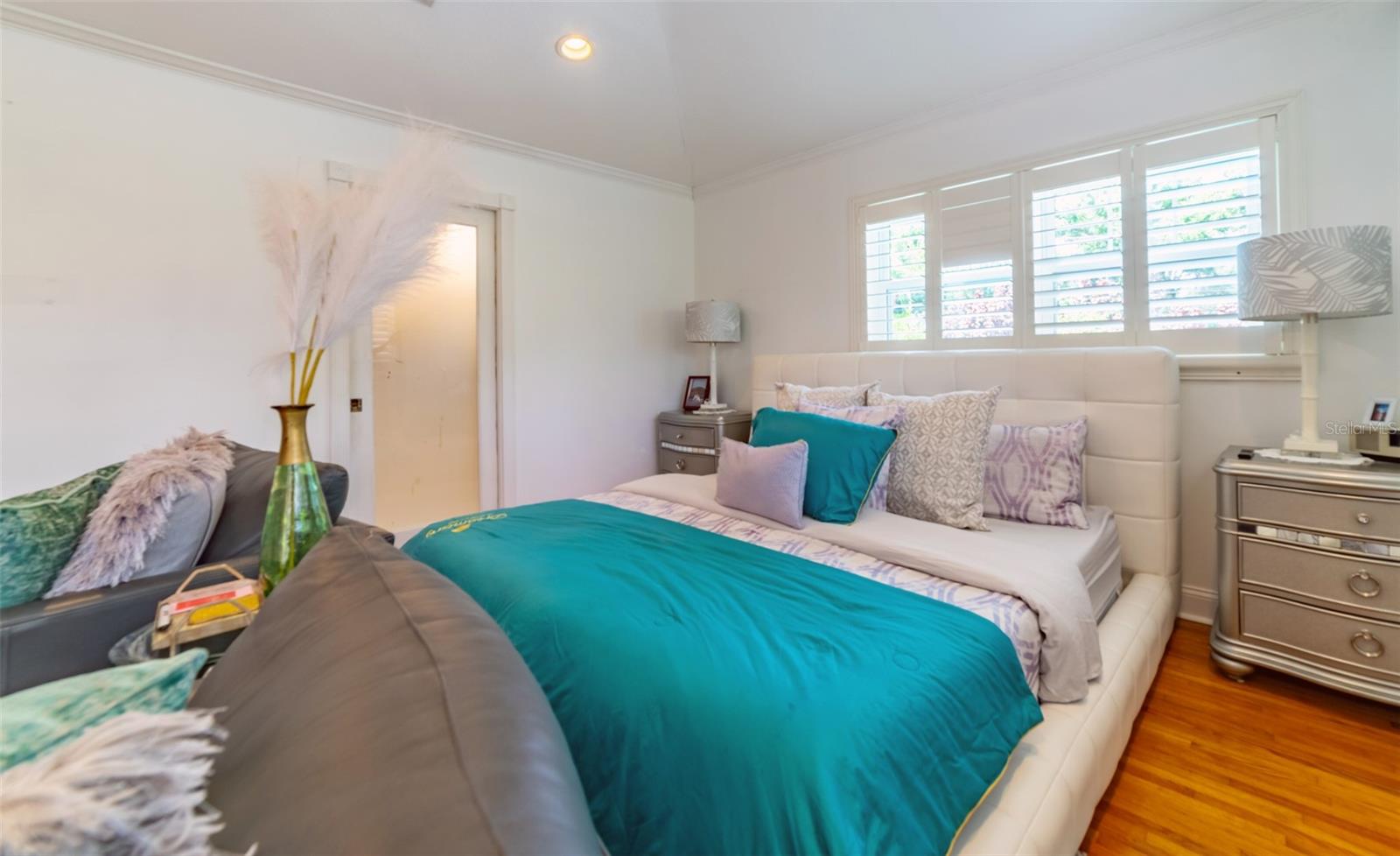 Image 36 of 81 For 4201 Dale Avenue