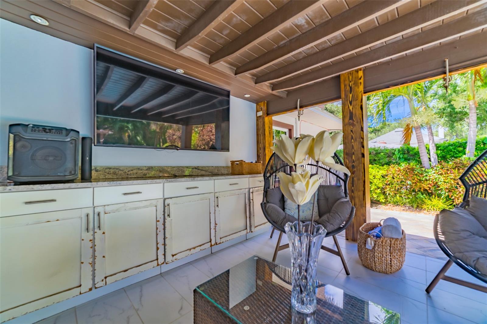 Image 50 of 81 For 4201 Dale Avenue