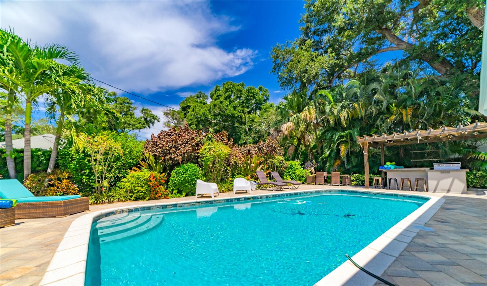 Image 55 of 81 For 4201 Dale Avenue