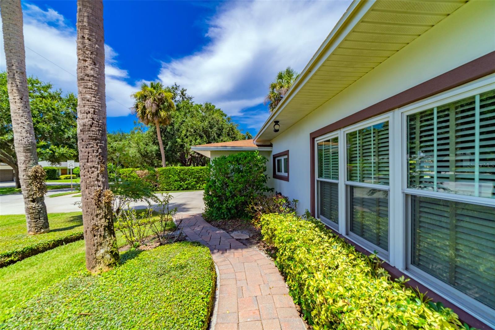 Image 71 of 81 For 4201 Dale Avenue