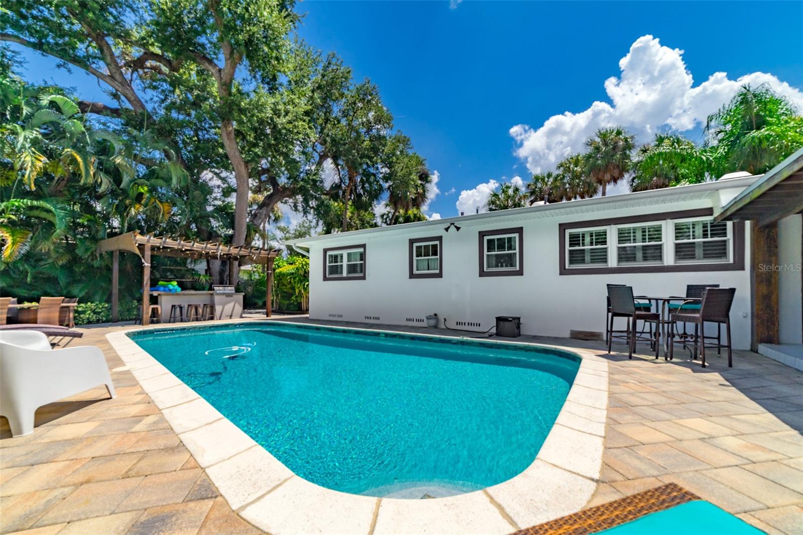 Image 8 of 81 For 4201 Dale Avenue