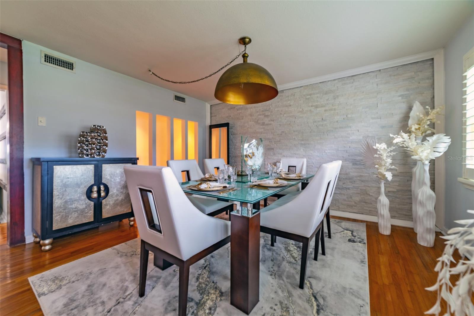 Image 9 of 81 For 4201 Dale Avenue